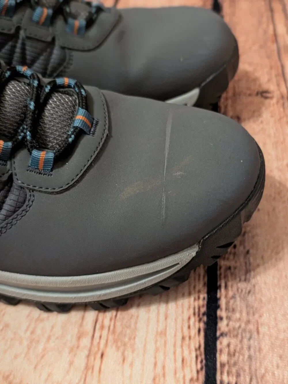 Columbia Transverse Waterproof Men’s Grey Hiking Boots Size 9.5